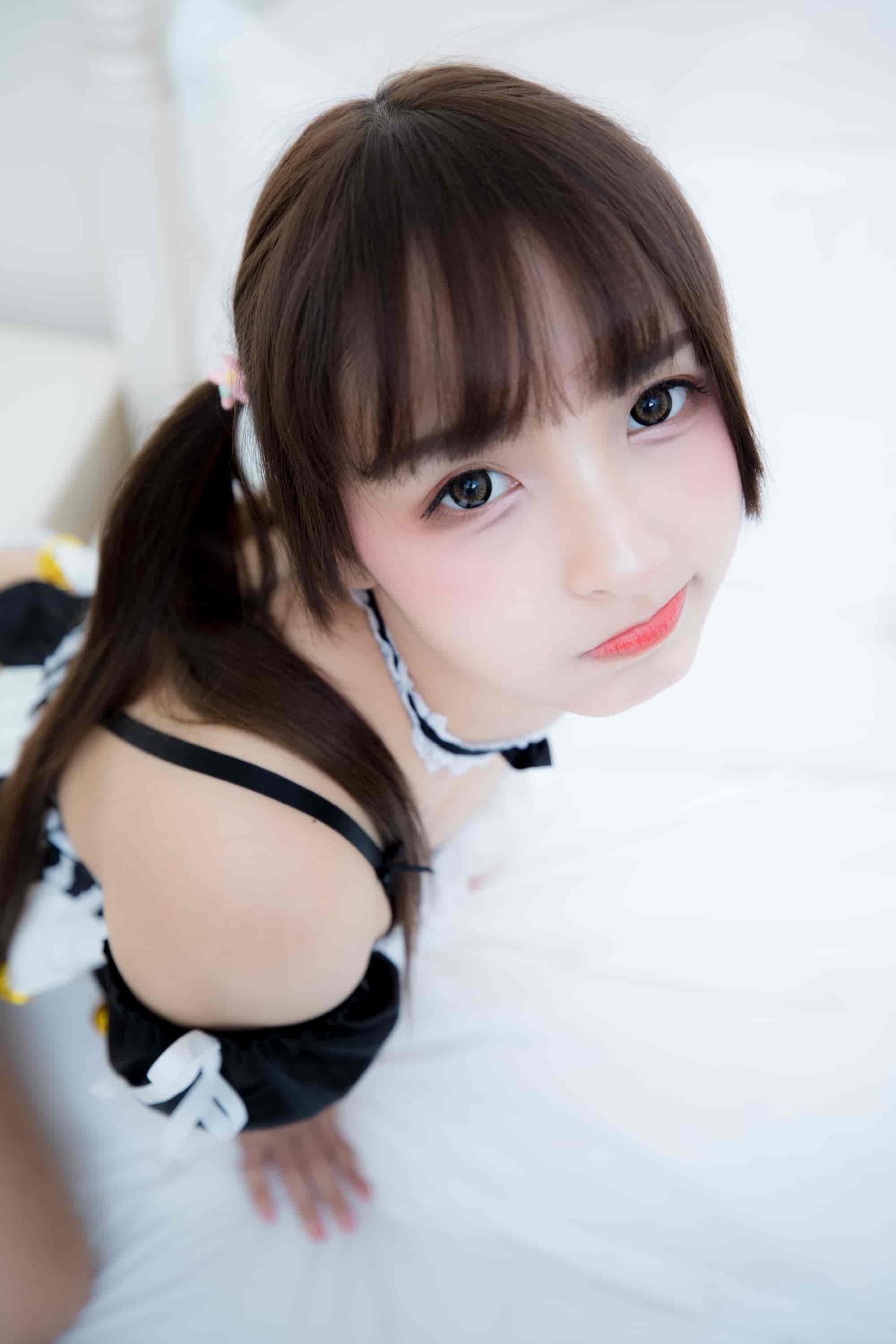 神楽坂真冬 - Little Devil  [150P]