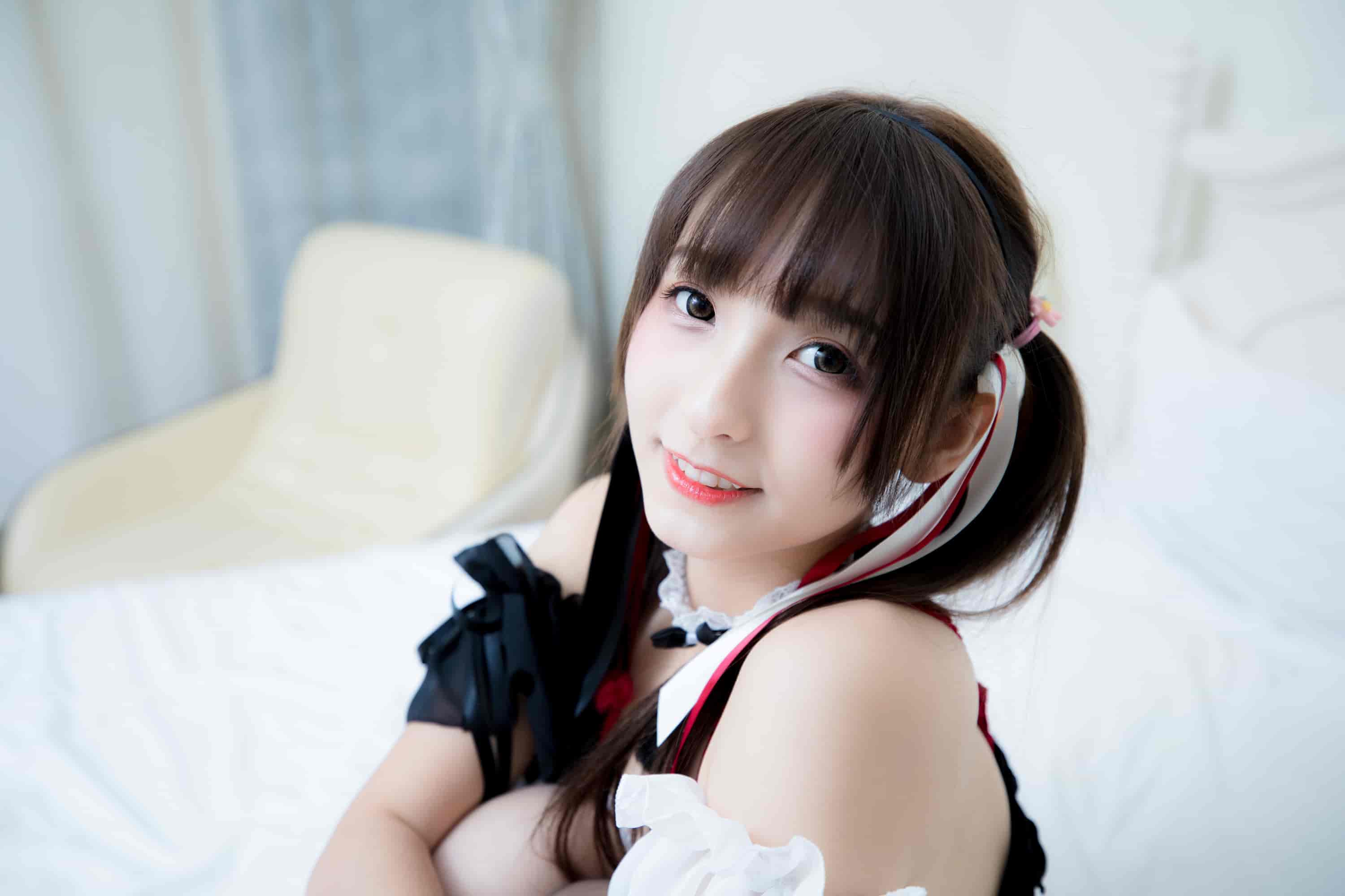 神楽坂真冬 - Little Devil  [150P]
