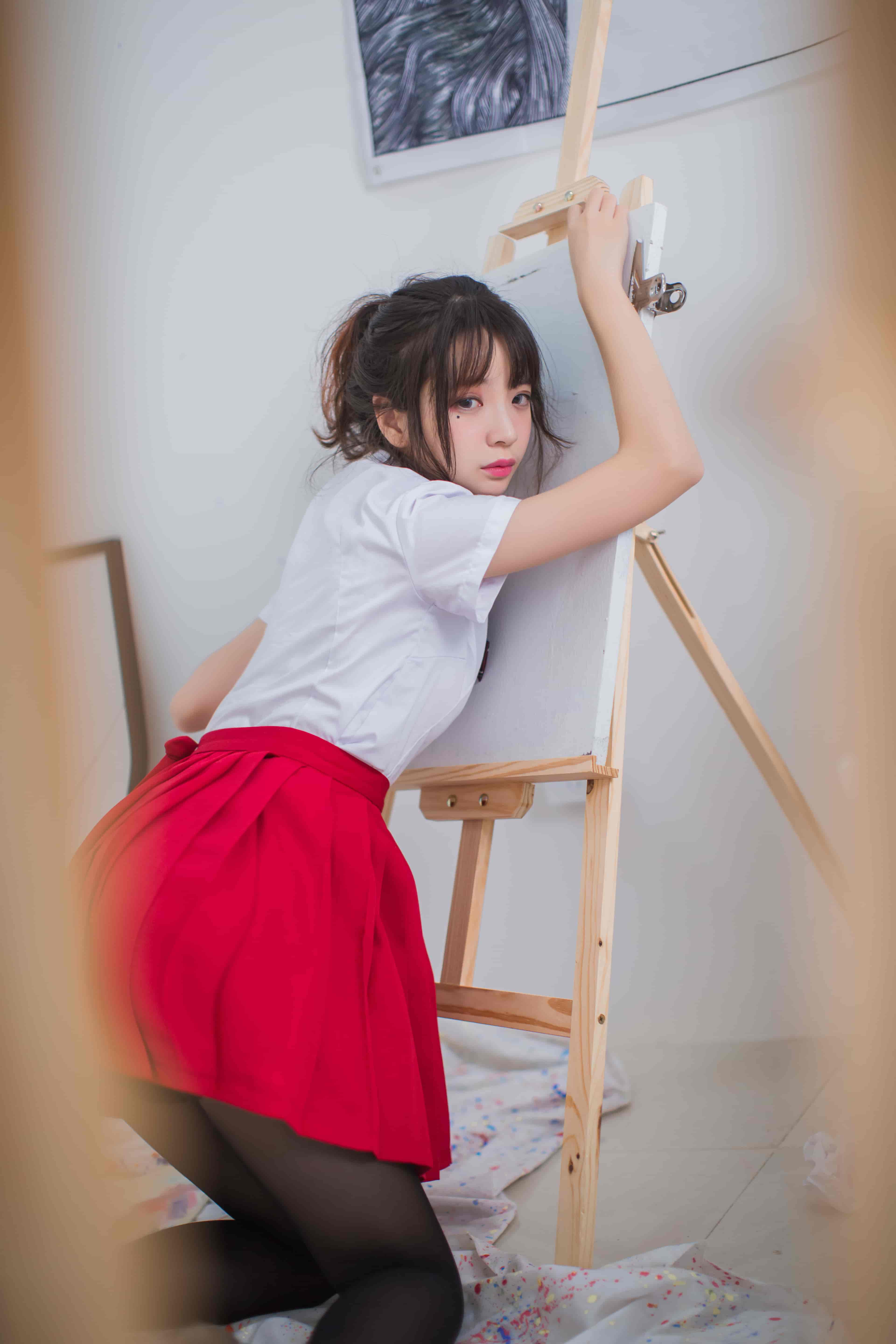 疯猫ss-画室jk[23P-172M]