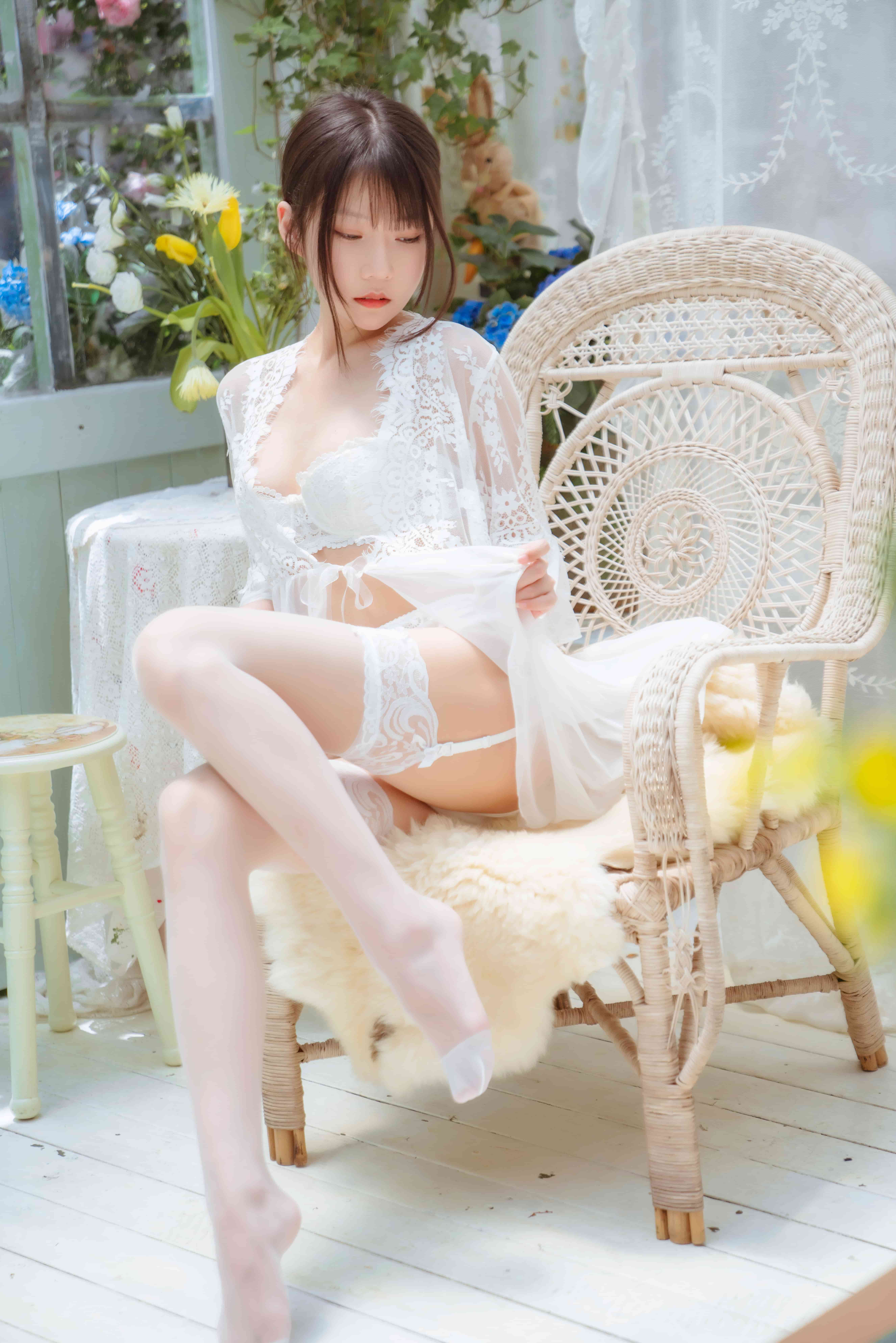 香草喵露露-玻璃房少女[79P-1.13G]
