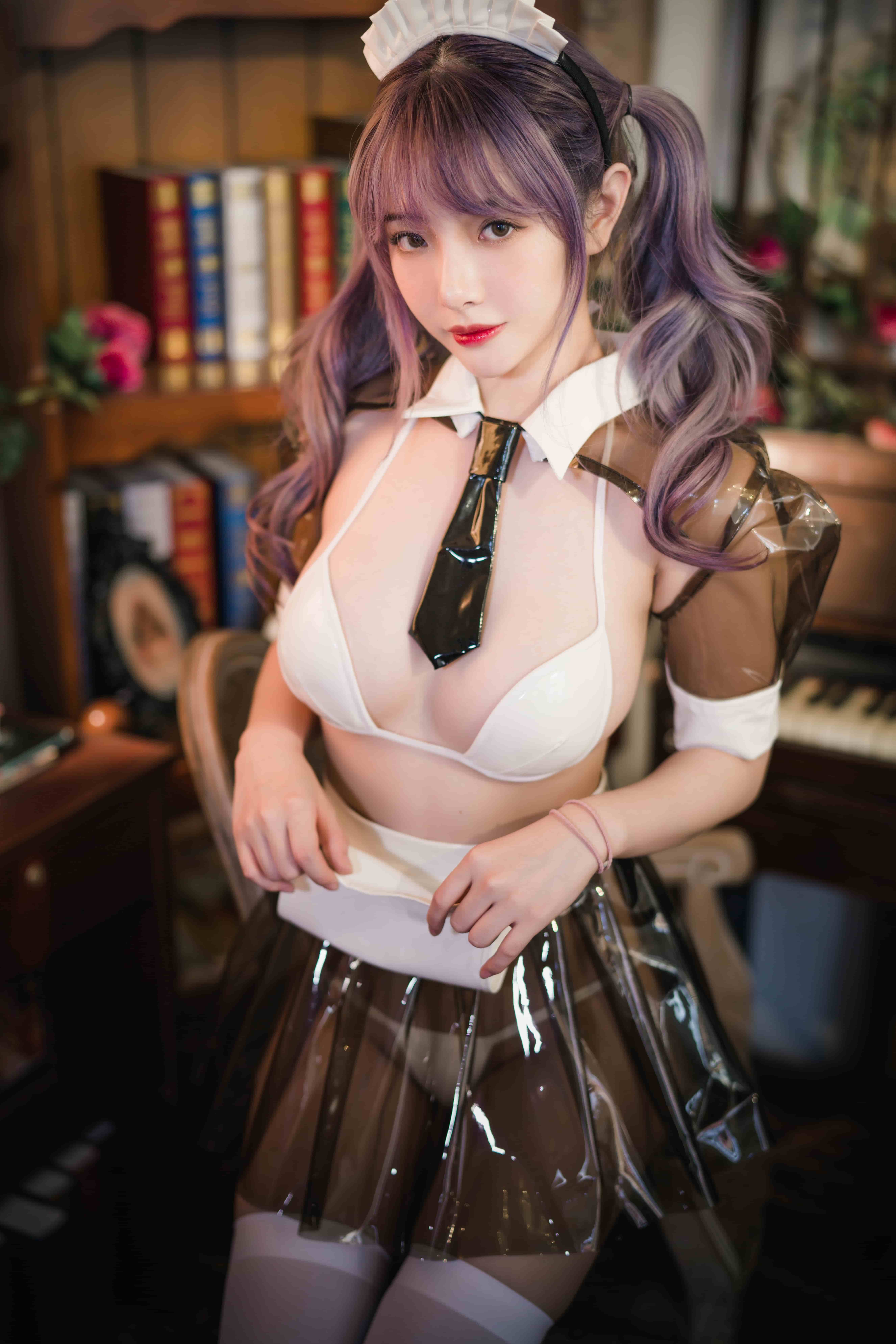 雯妹-透明皮衣女仆[18P-346M]