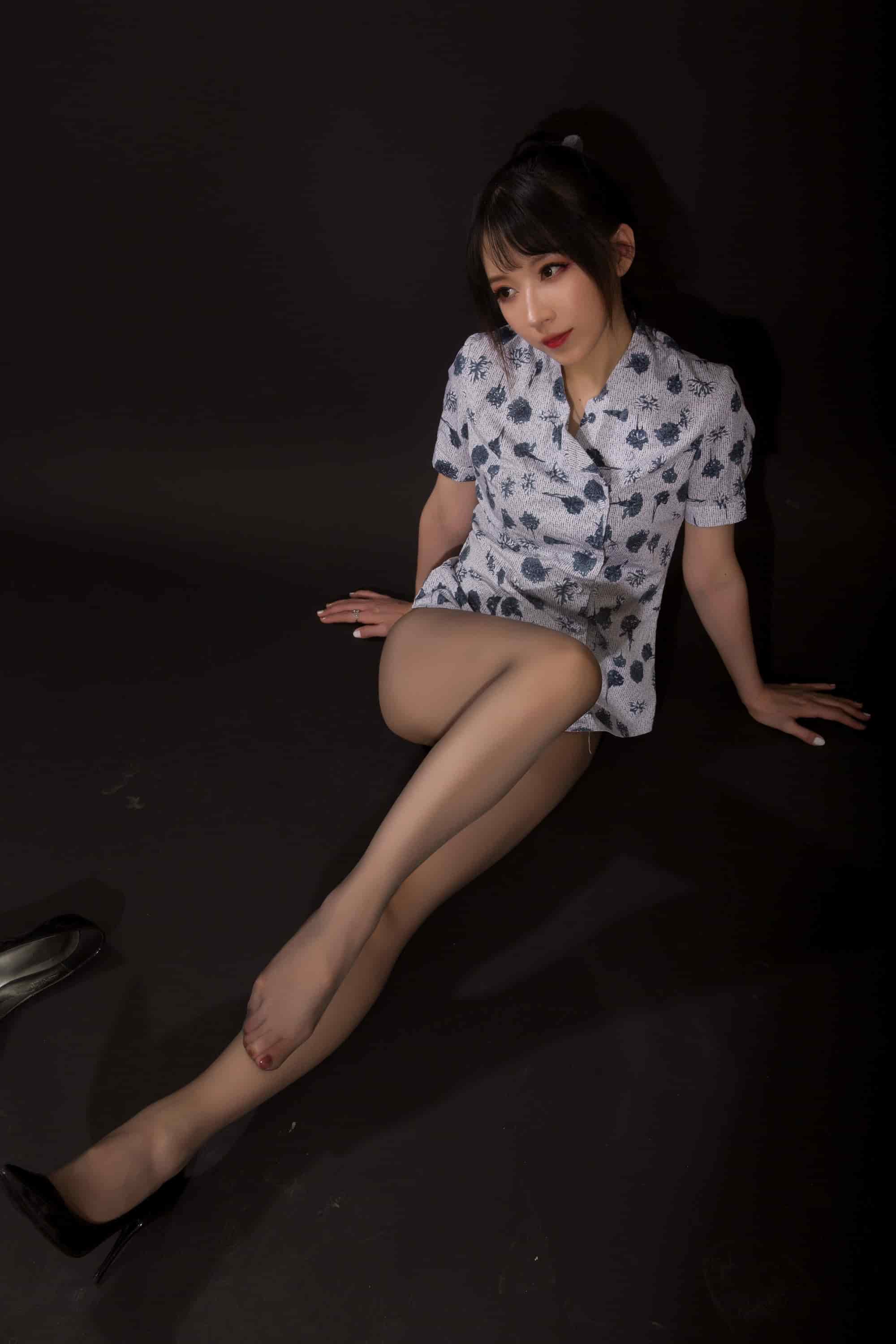 斗鱼主播@小女巫露娜 14套写真合集